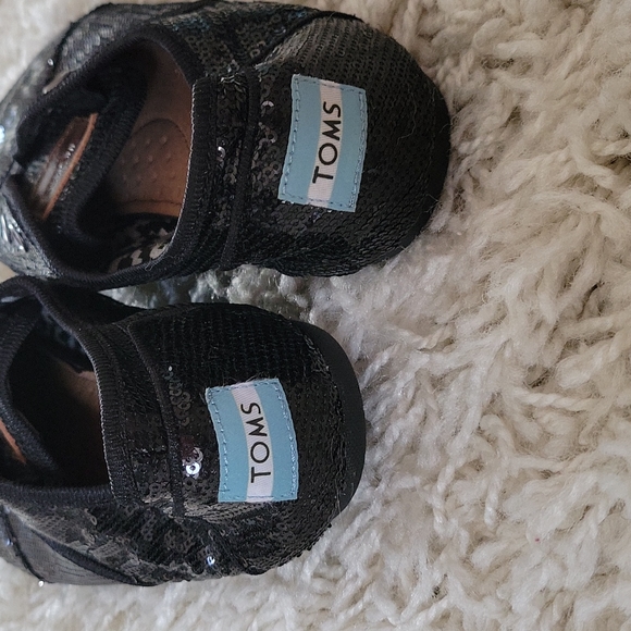 TOMS Limited Edition Sequin Black Cordanes Sneakers 8.5 - Picture 7 of 12